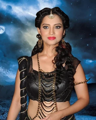 Adaa Khan — TV & OTT personality