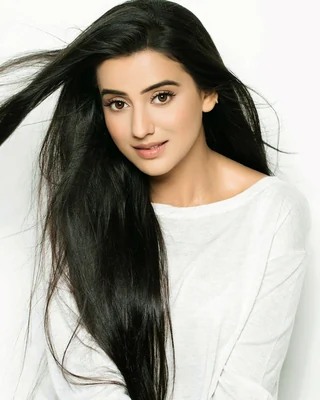 Akshara Singh — Film actor