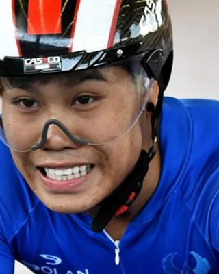 Deborah Herold — Cycling star