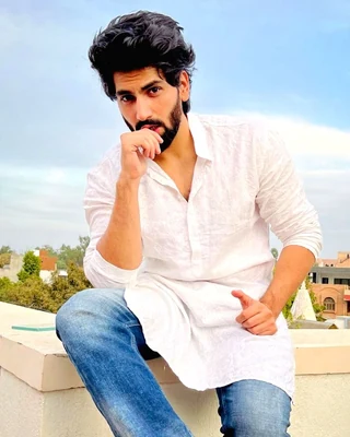 Lakshay Kapoor — Singer