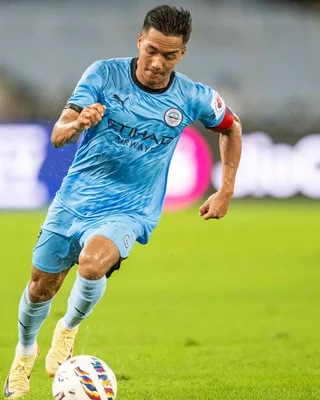 Lallianzuala Chhangte — Football star