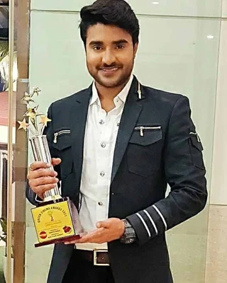 Pradeep Pandey — Bhojpuri star