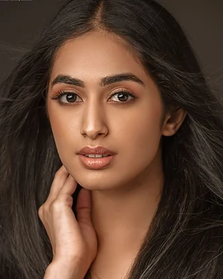 Sini Shetty — Pageant titleholder