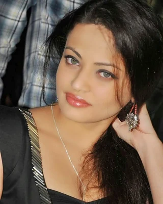 Sneha Ullal — Bollywood actor