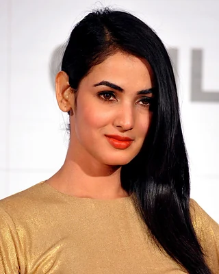 Sonal Chauhan — Actor & model